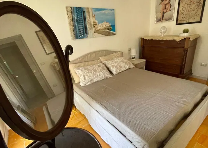 Hele L'angolo Di Elena Vakantiehuis