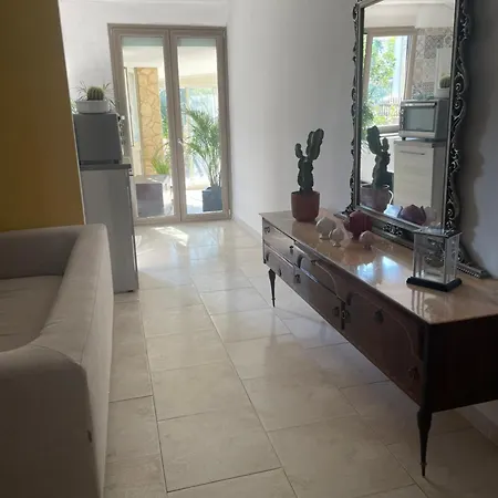 Feriehus Hele L'angolo Di Elena Bari