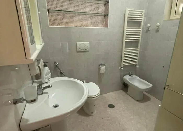 Hele L'angolo Di Elena Bari